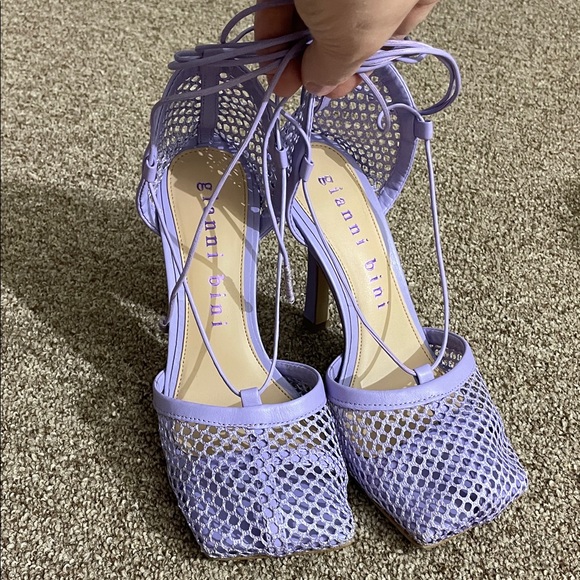 Gianni Bini Reagan Mesh/Leather Ankle Wrap Lavender Strappy Heel Woman Size 6.5M - Picture 2 of 10